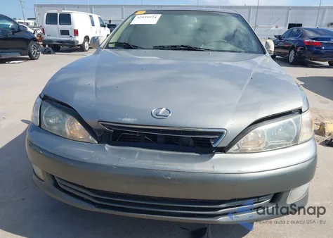 2000 Lexus Es 300 300 из США, поврежденный, VIN JT8BF28G8Y0262430